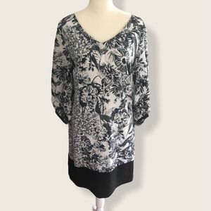 NY&Co Dress Floral V-neck